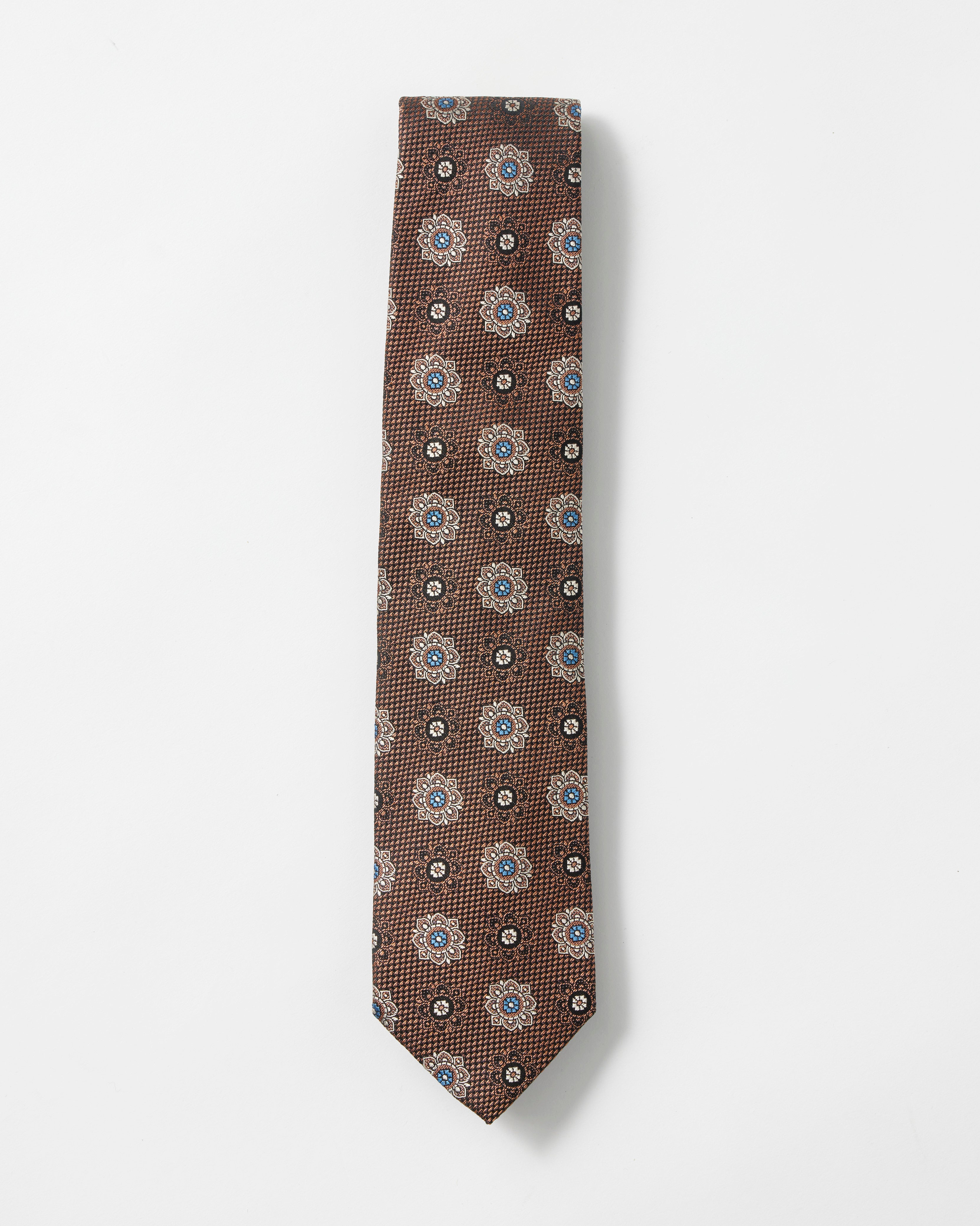 Sienna Medallion Tie